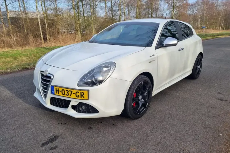 Alfa Romeo Giulietta (2013)