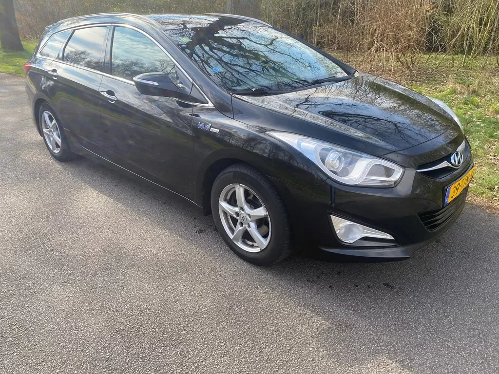 Hyundai i40 (2012) — foto 1