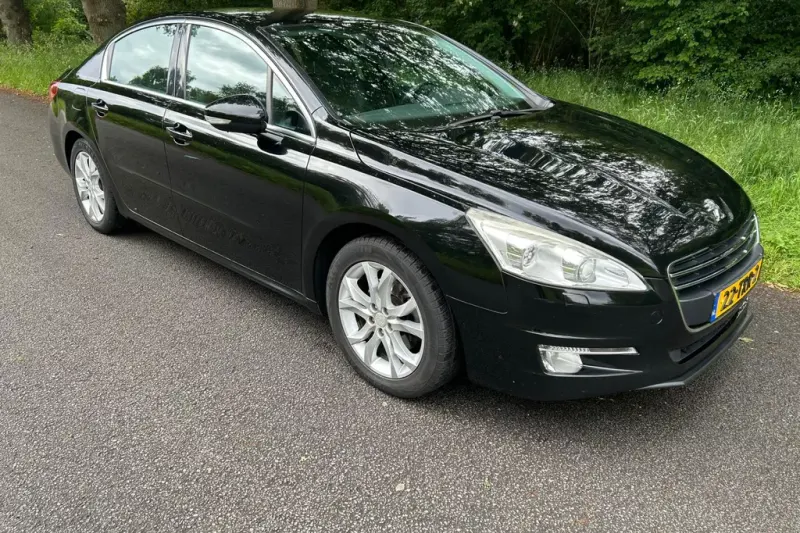 Peugeot 508 (2012)