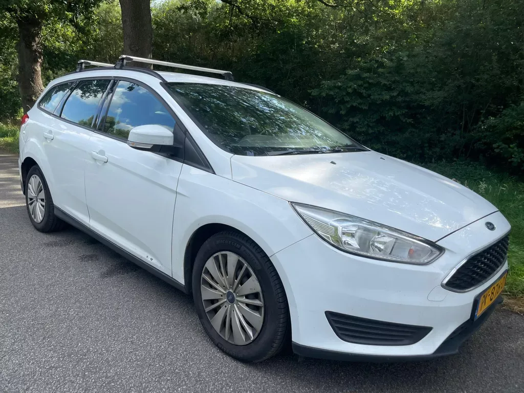 Ford Focus (2017) — foto 1