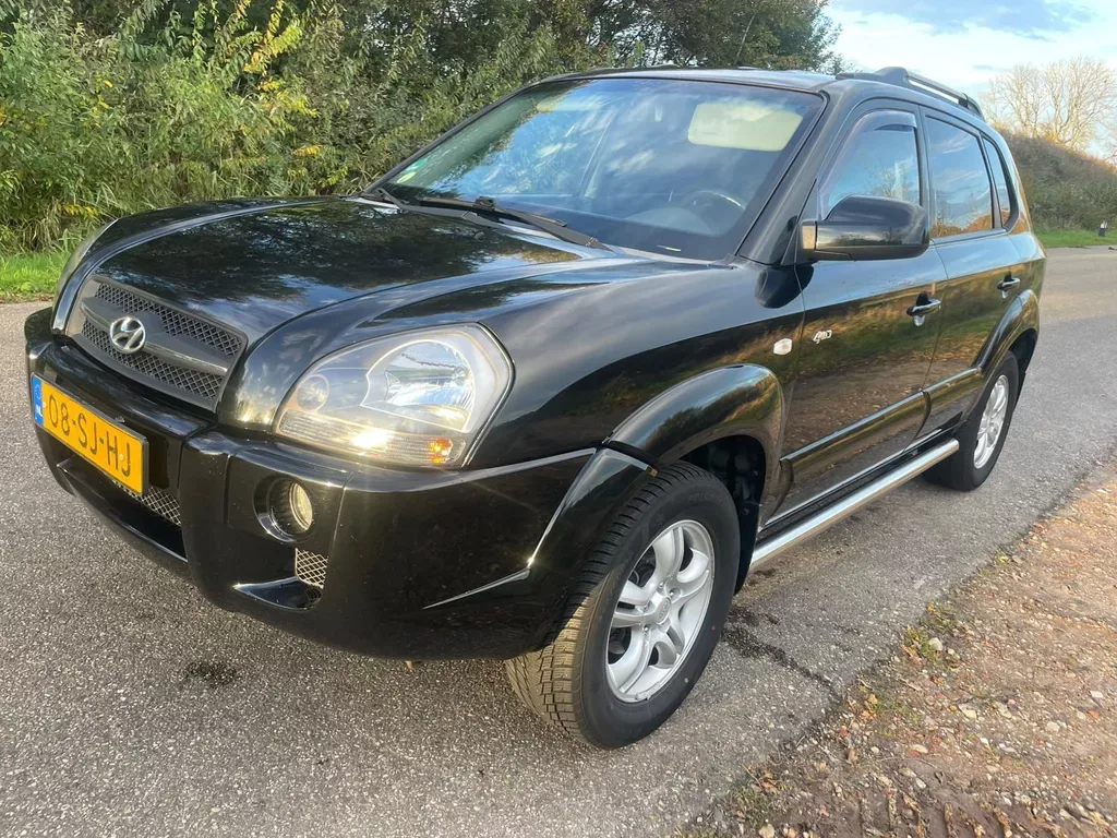 Hyundai Tucson (2006) — foto 1