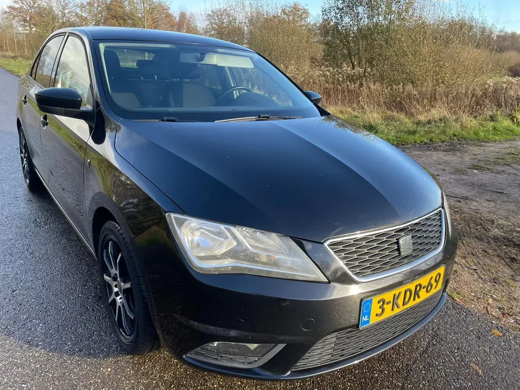 SEAT Toledo (2013) — foto 1