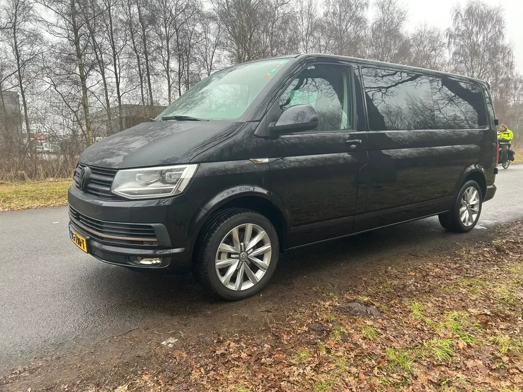 Volkswagen Transporter (2016) — foto 1