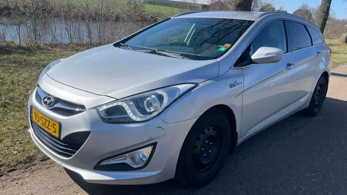 Hyundai i40 (2012) — foto 1