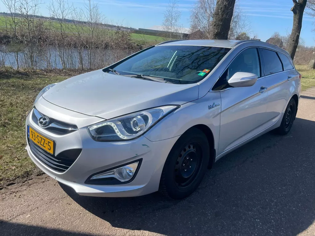 Hyundai i40 (2012) — foto 1