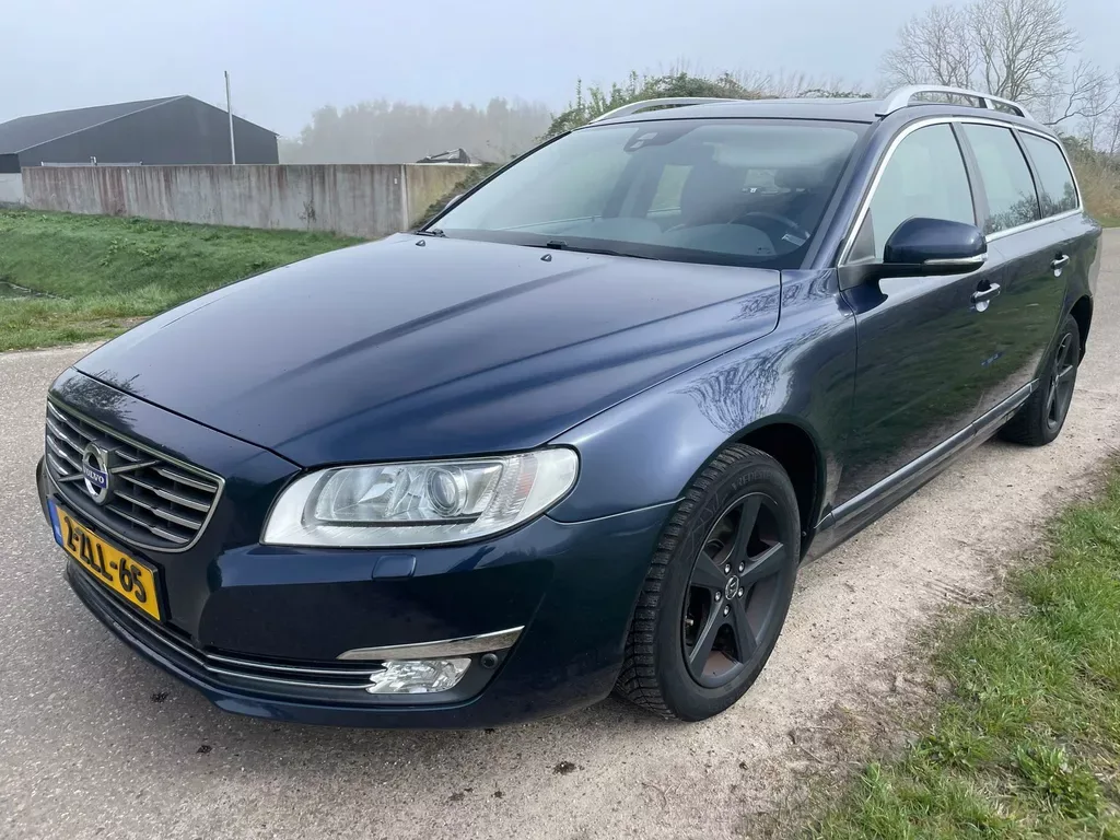 Volvo V70 (2015) — foto 1