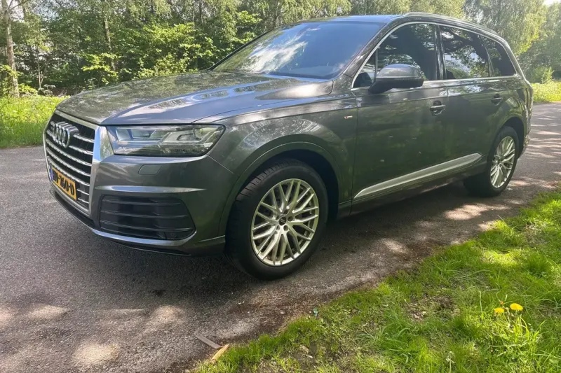 Audi Q7 (2017)