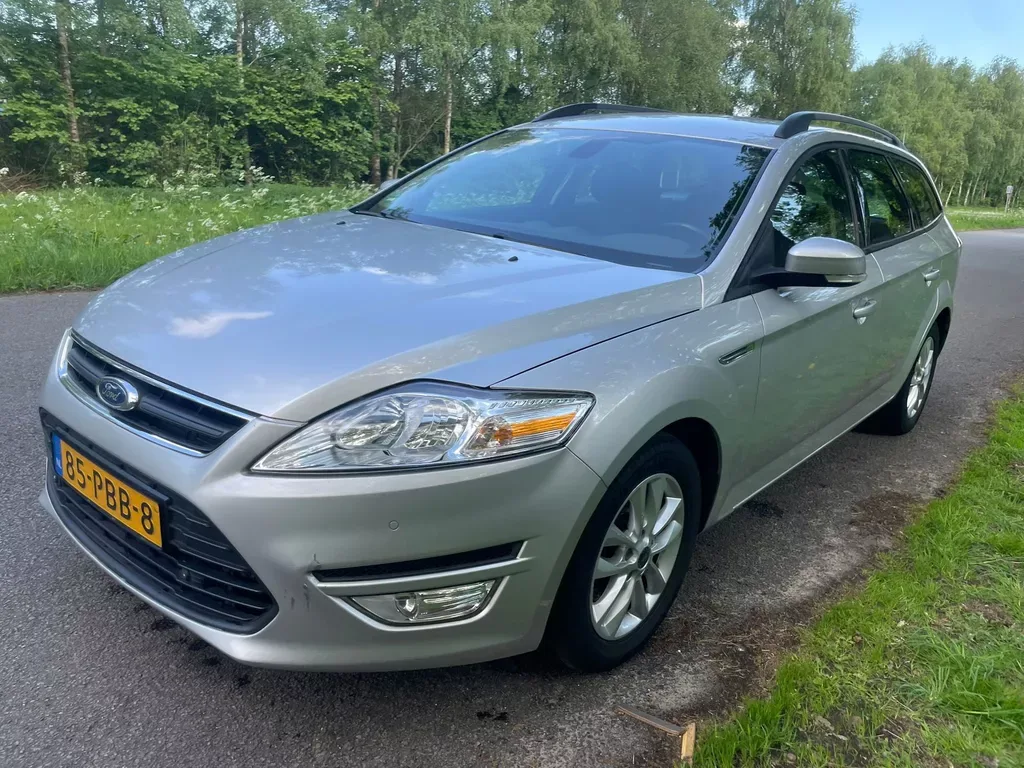 Ford Mondeo (2011) — foto 1