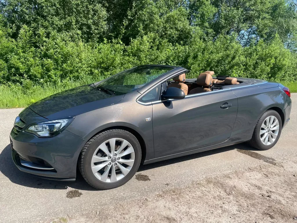 Opel Cascada (2013) — foto 1