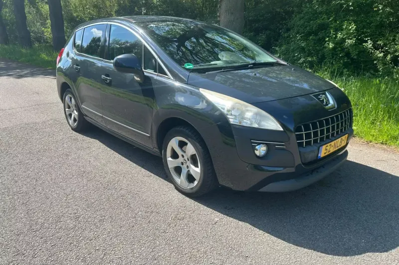 Peugeot 3008 (2010)