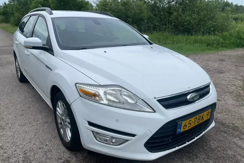 Ford Mondeo (2011)