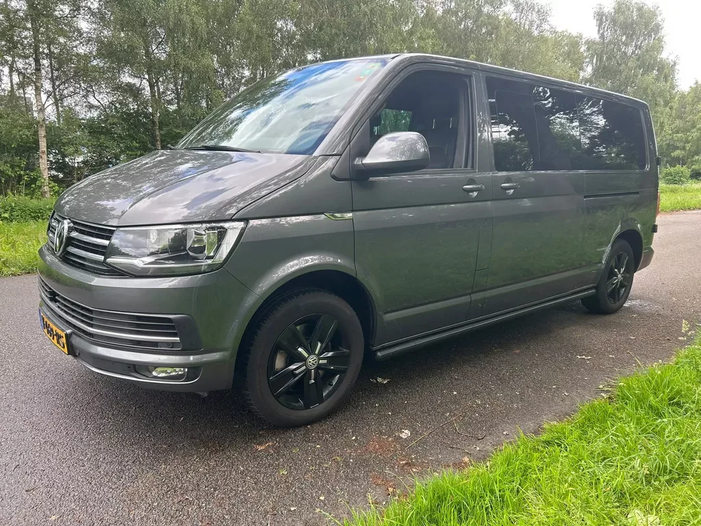 Volkswagen Transporter (2018) — foto 1