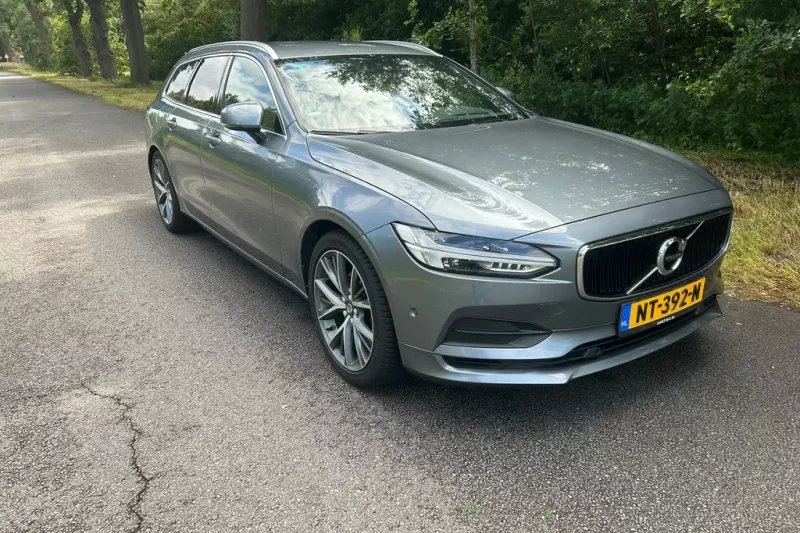 Volvo V90 (2017)