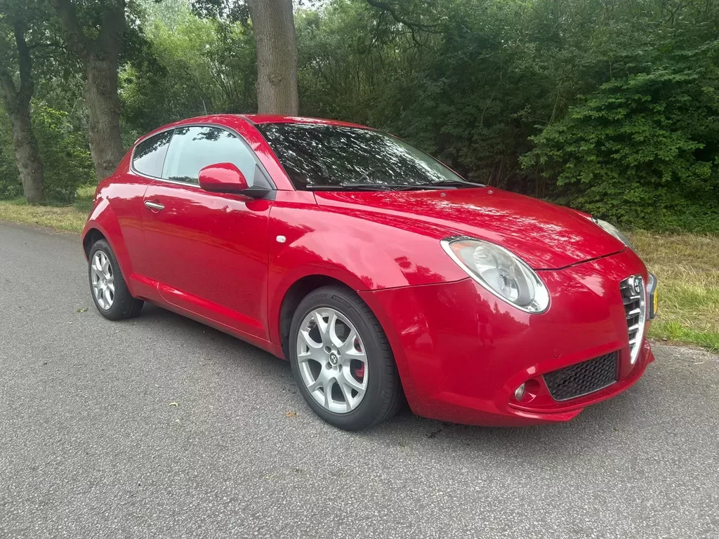Alfa Romeo Mito (2015) — foto 1