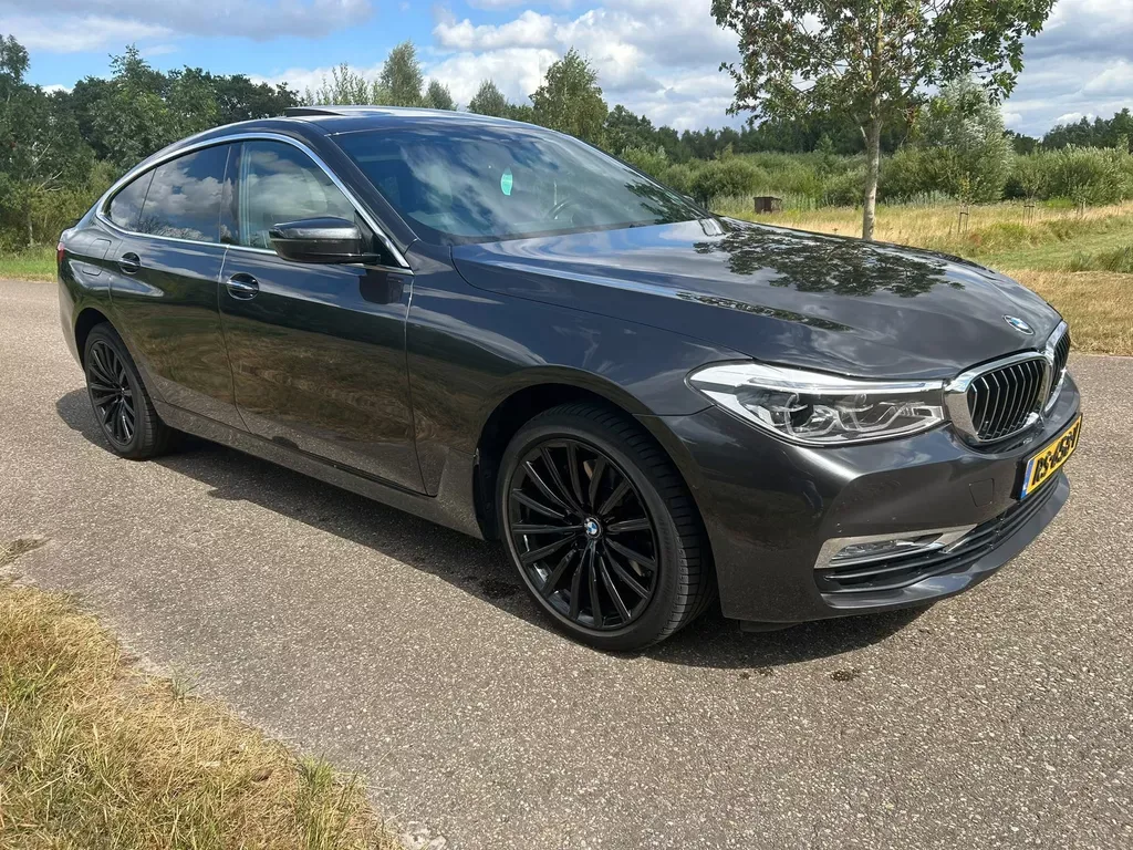 BMW 6-Serie (2018) — foto 1
