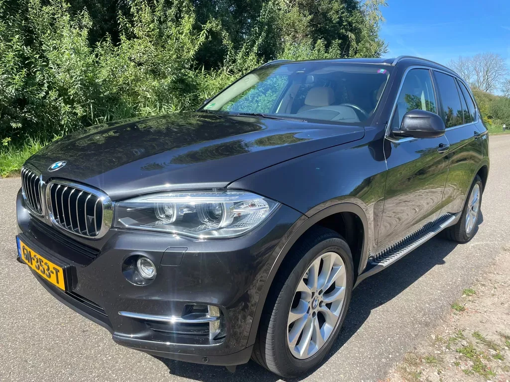BMW X5 (2014) — foto 1