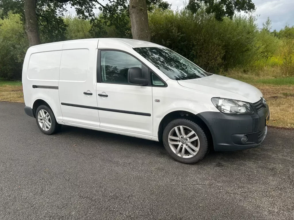Volkswagen Caddy (2012) — foto 1