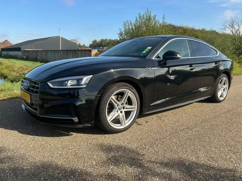 Audi A5 (2018) — foto 1