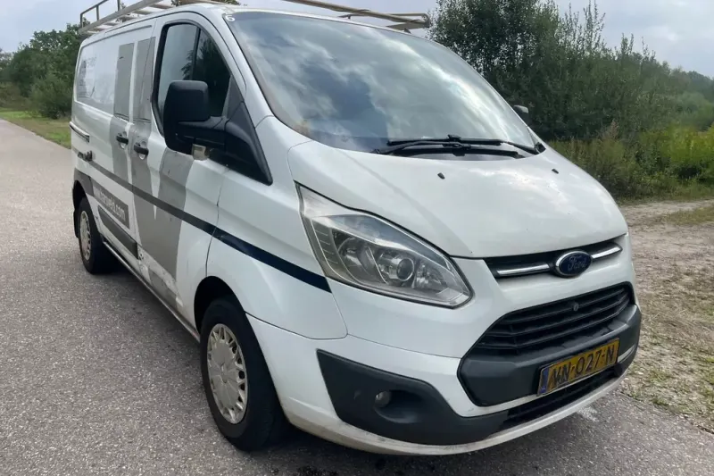 Ford Transit Custom (2015)