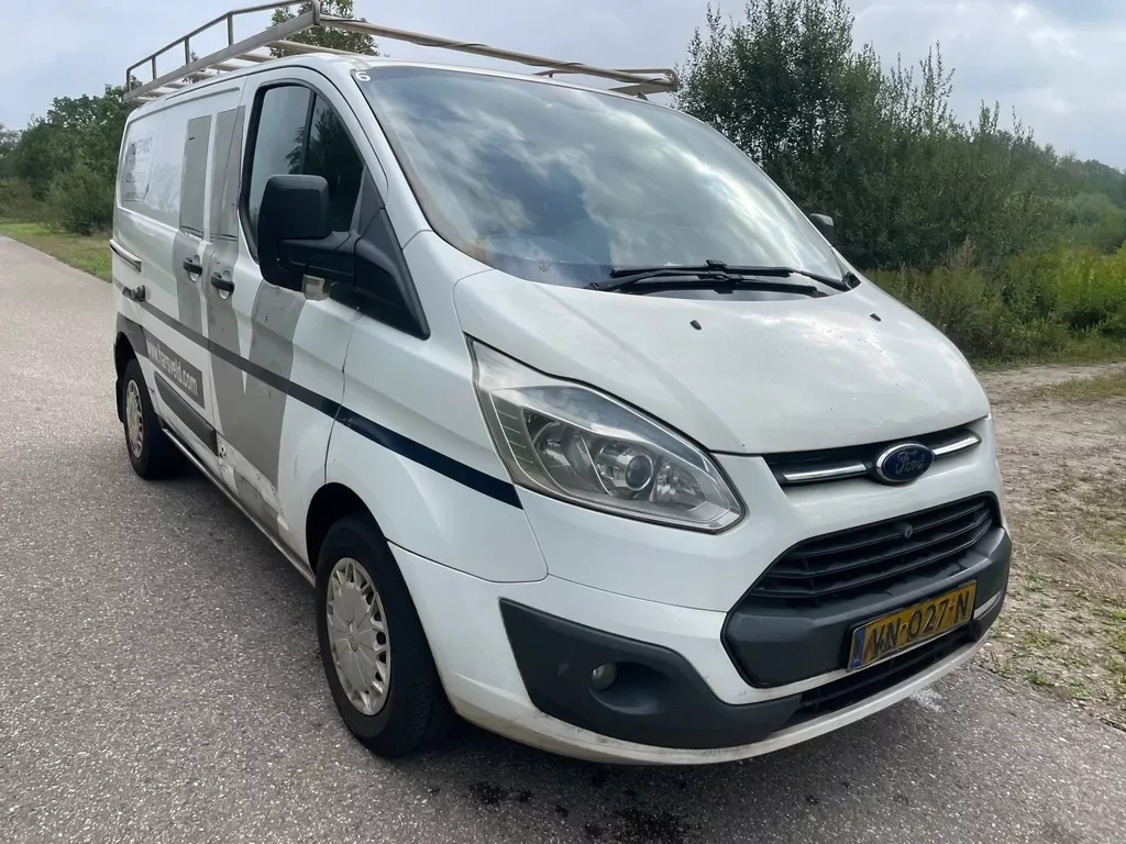 Ford Transit Custom (2015) — foto 1