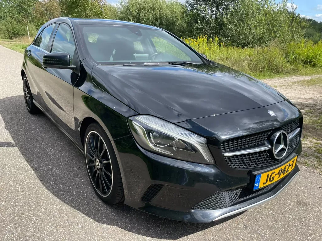 Mercedes-Benz A-Klasse (2016) — foto 1