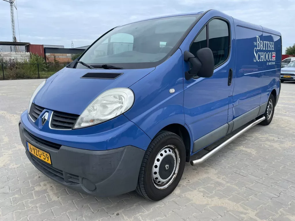 Renault Trafic (2012) — foto 1