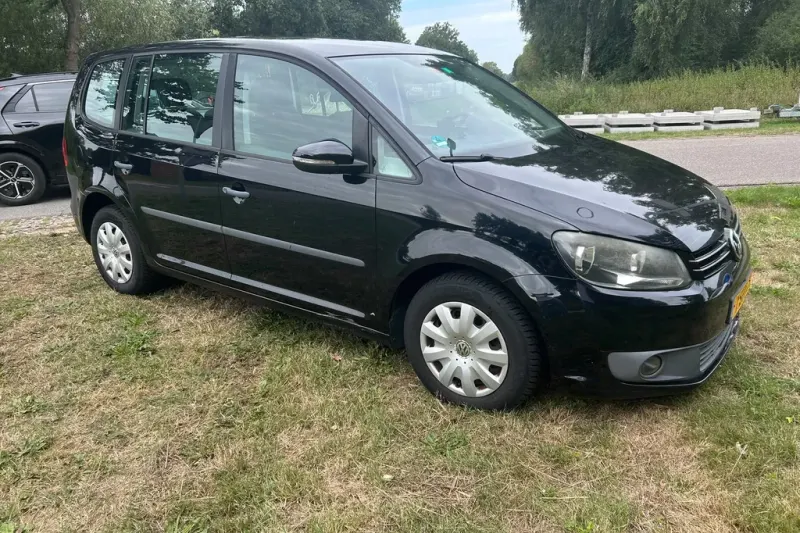 Volkswagen Touran (2010)