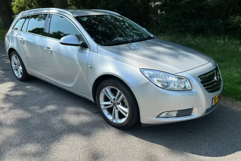 Opel Insignia (2012)