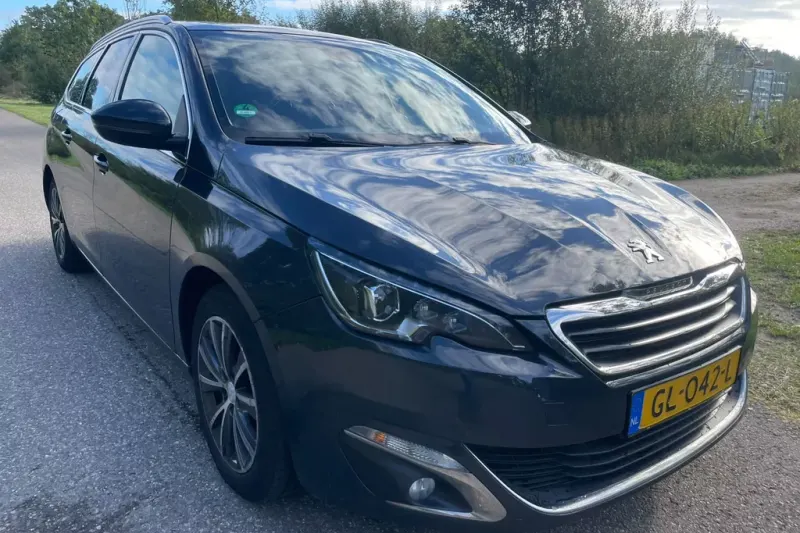 Peugeot 308 (2015)