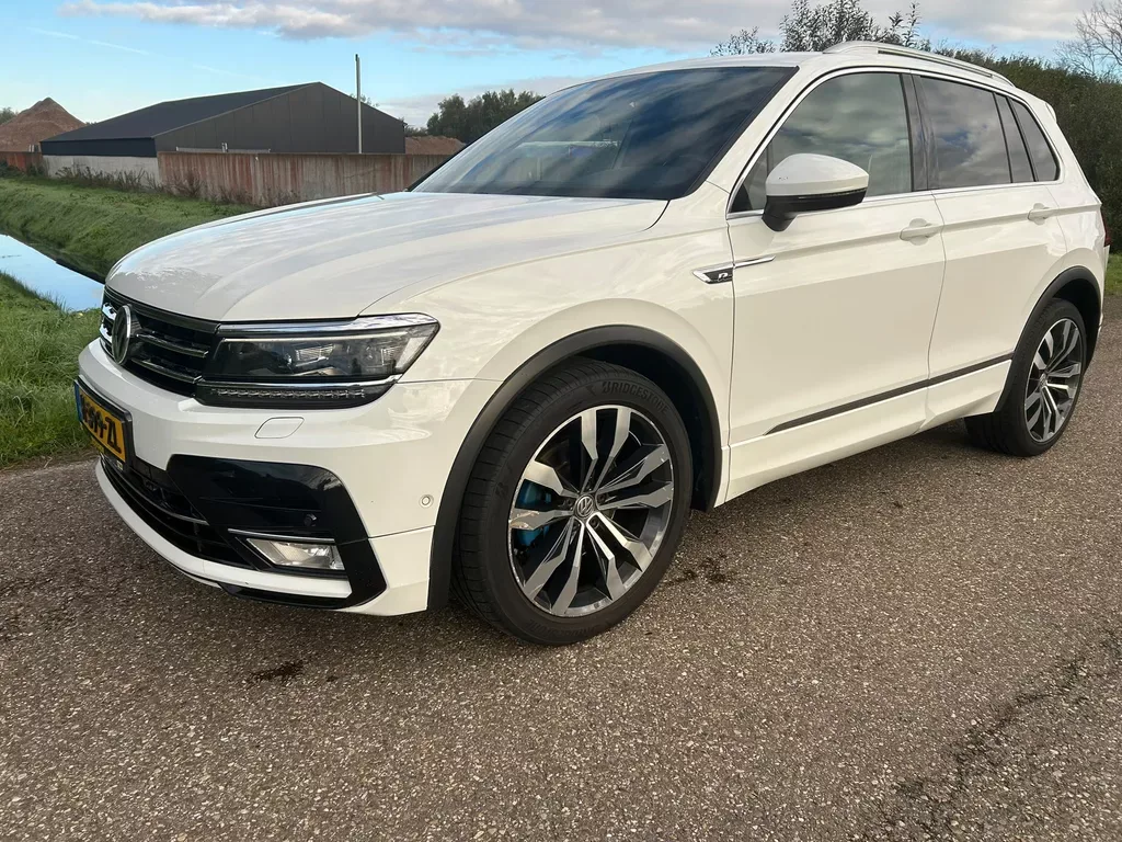 Volkswagen Tiguan (2016) — foto 1