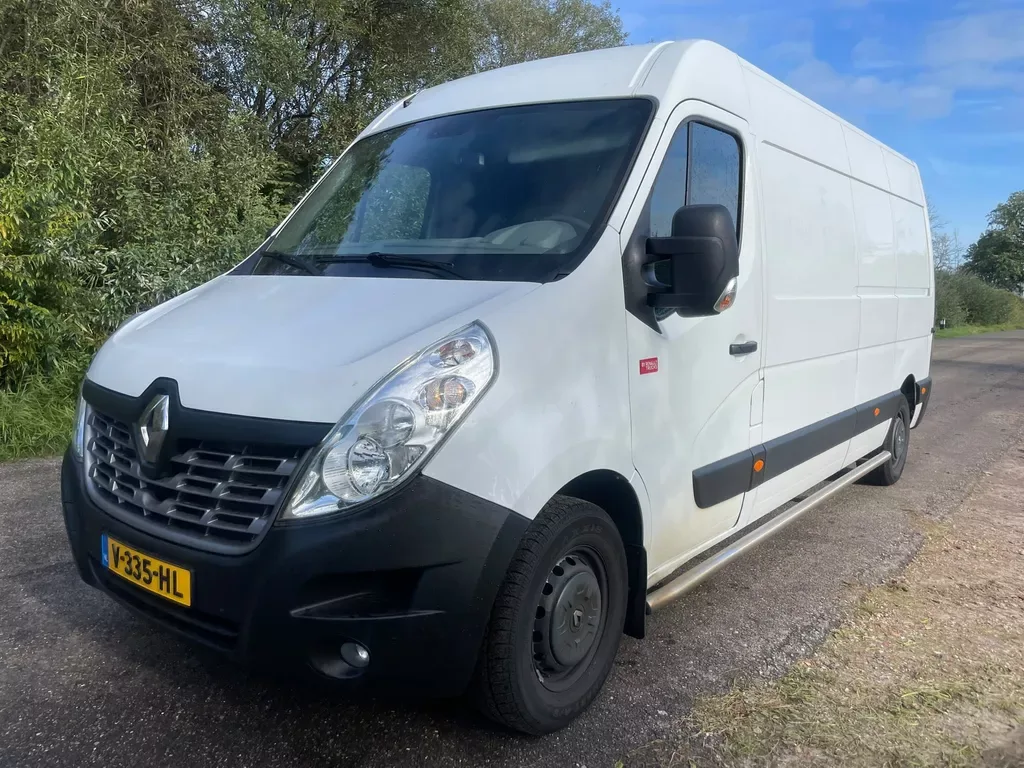 Renault Master (2017) — foto 1