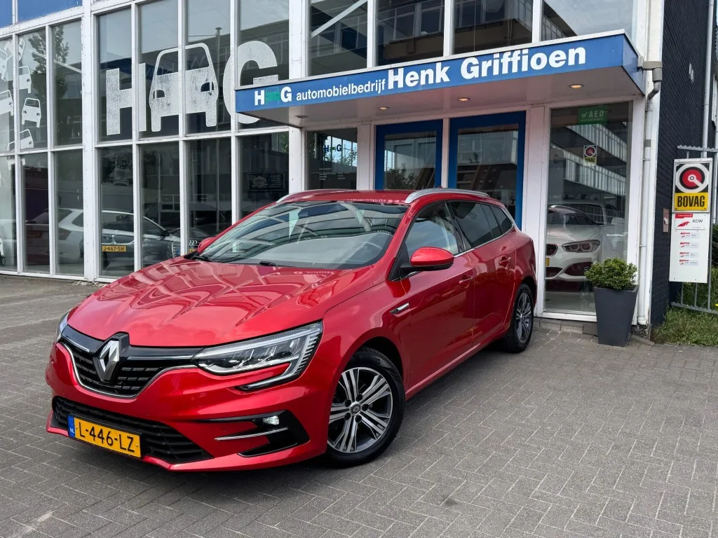 Renault Mégane (2021) — foto 1