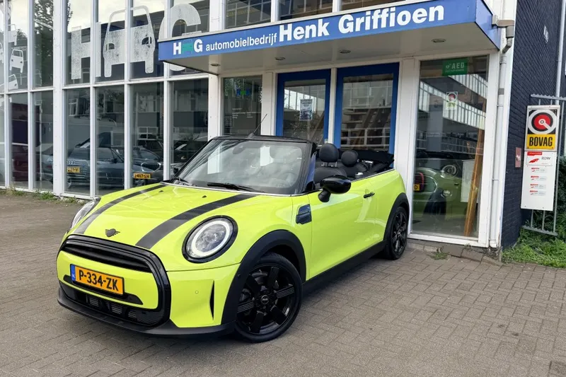 MINI Cooper (2022)