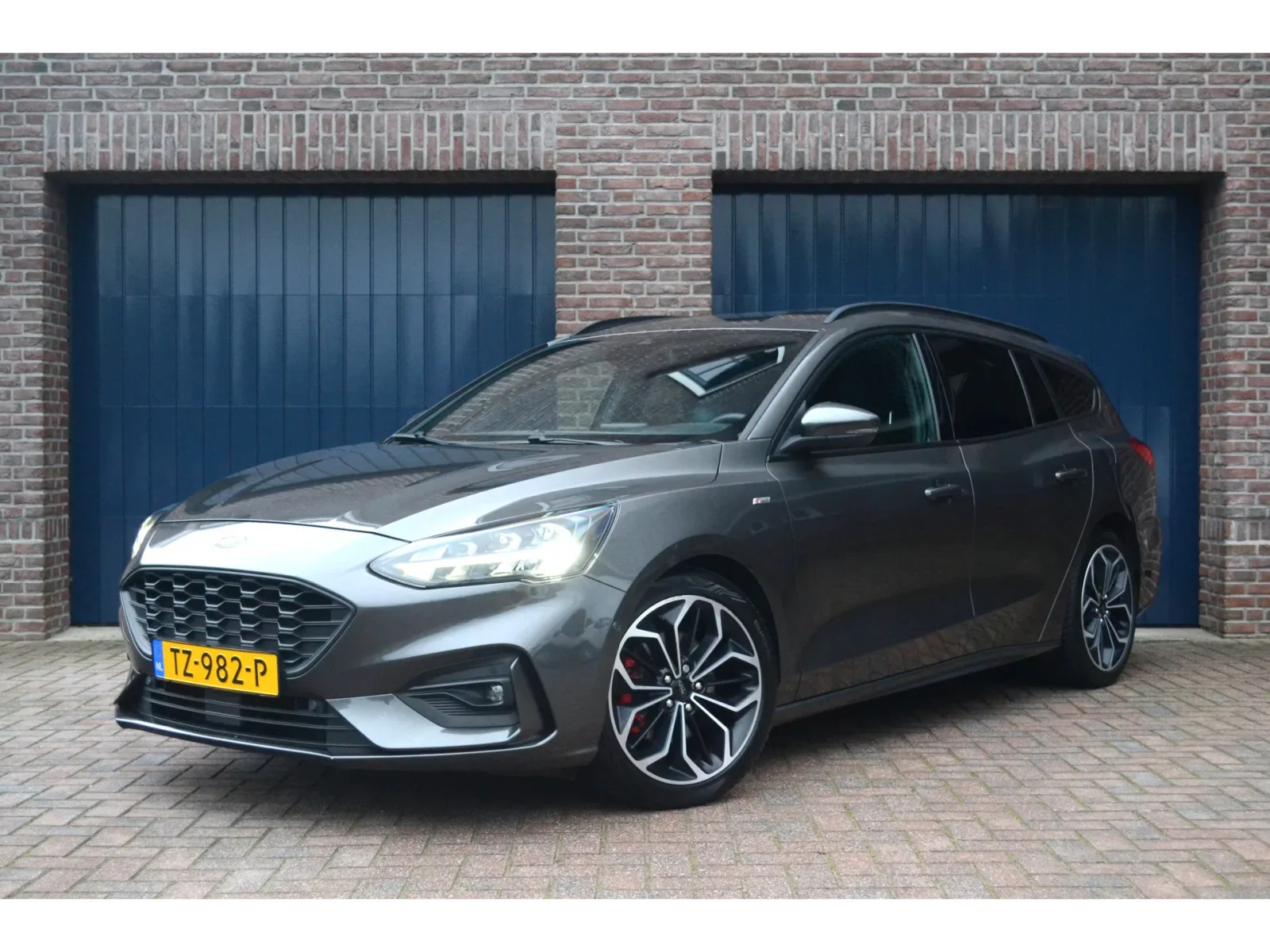 Ford Focus (2018) — foto 1