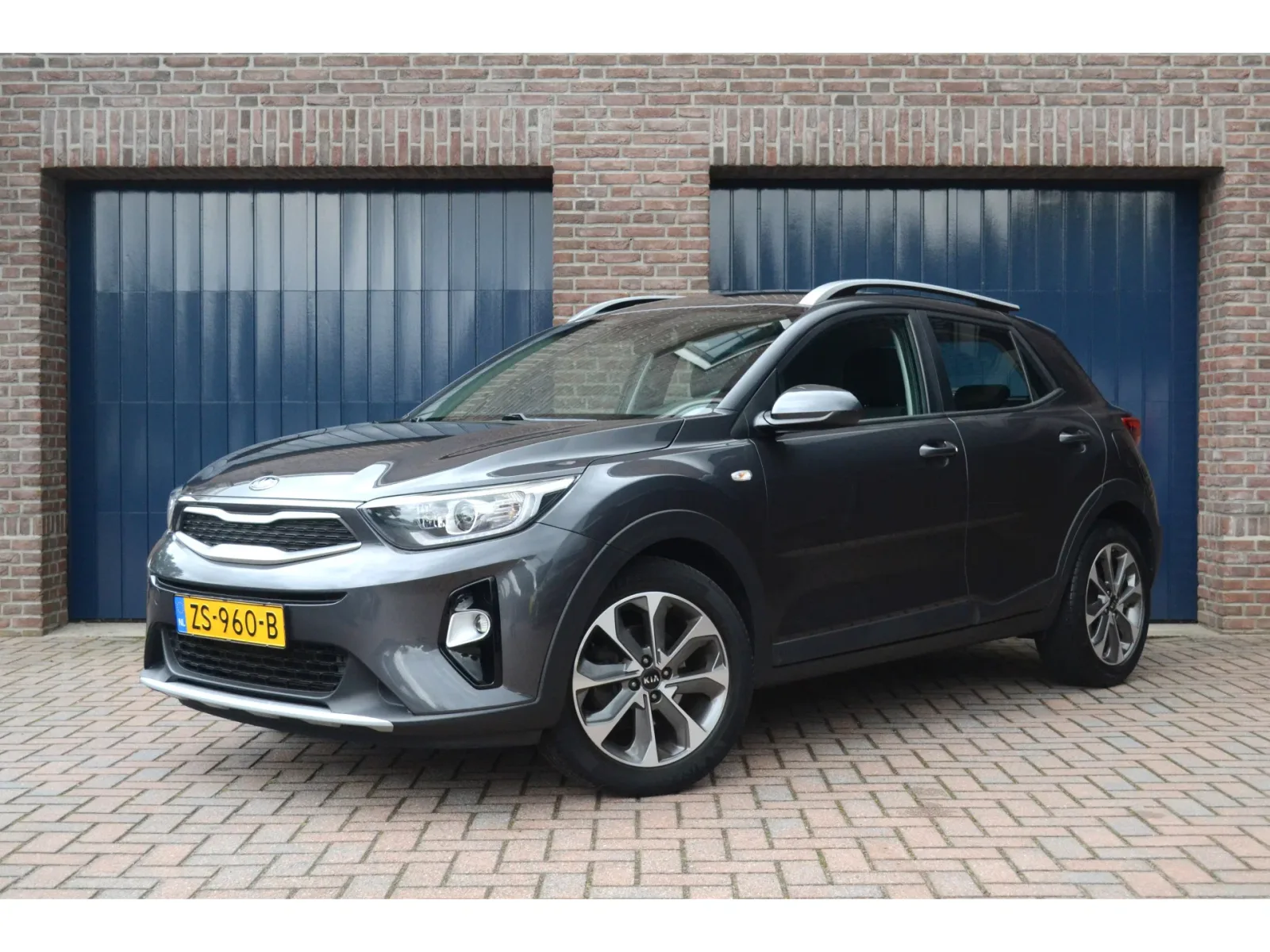 Kia Stonic (2019) — foto 1