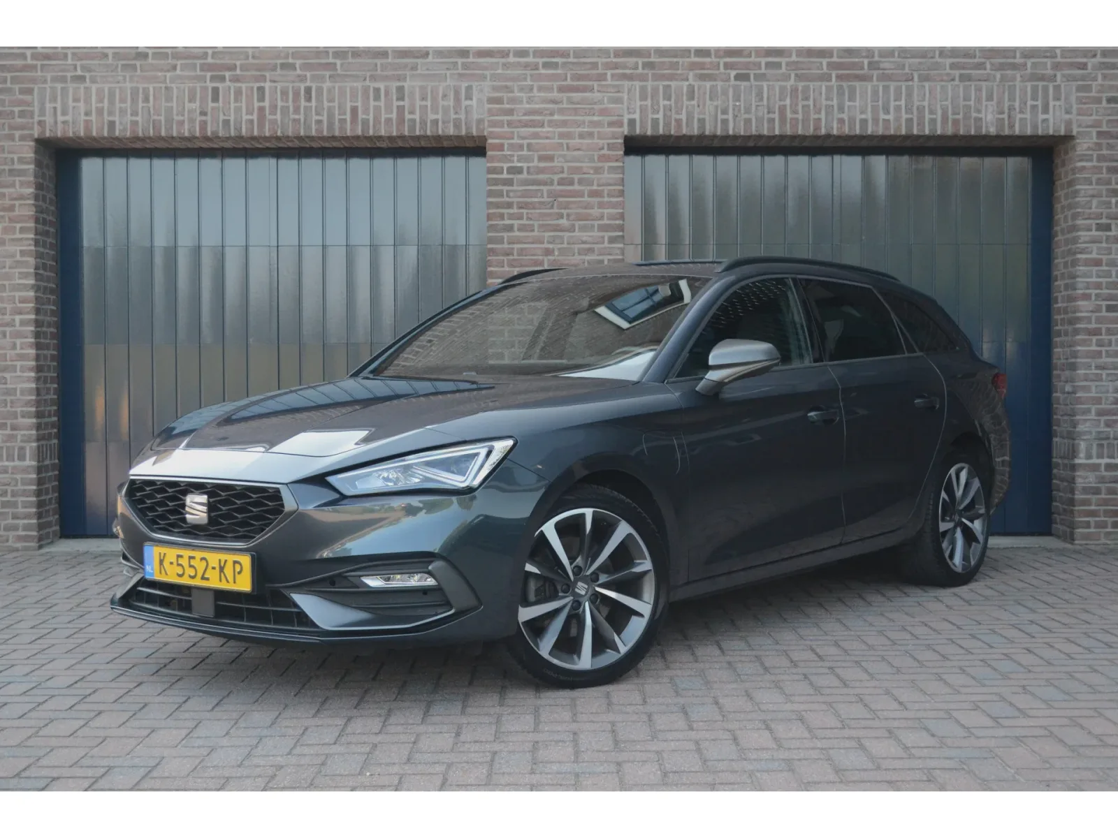 SEAT Leon (2020) — foto 1
