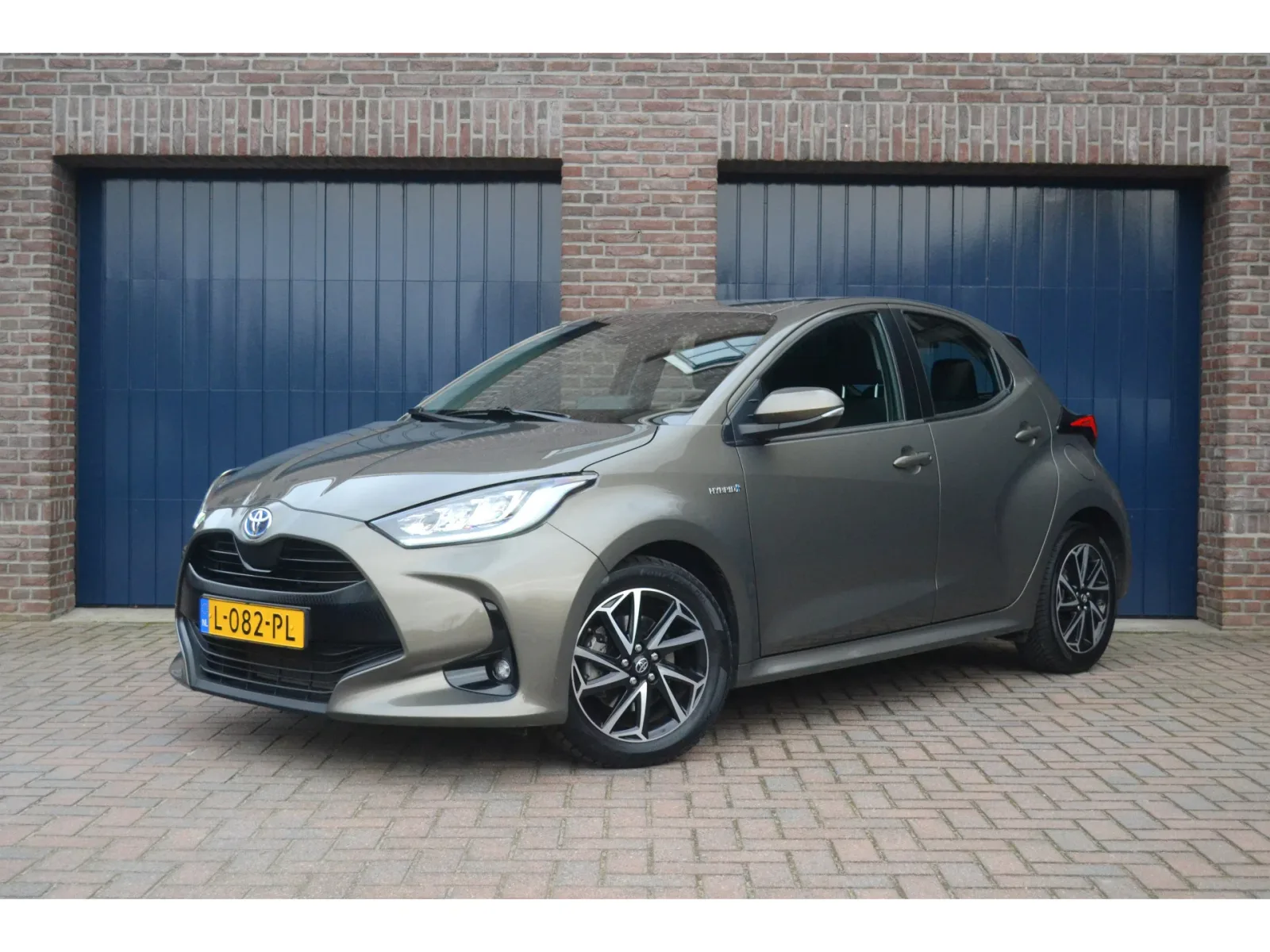 Toyota Yaris (2021) — foto 1