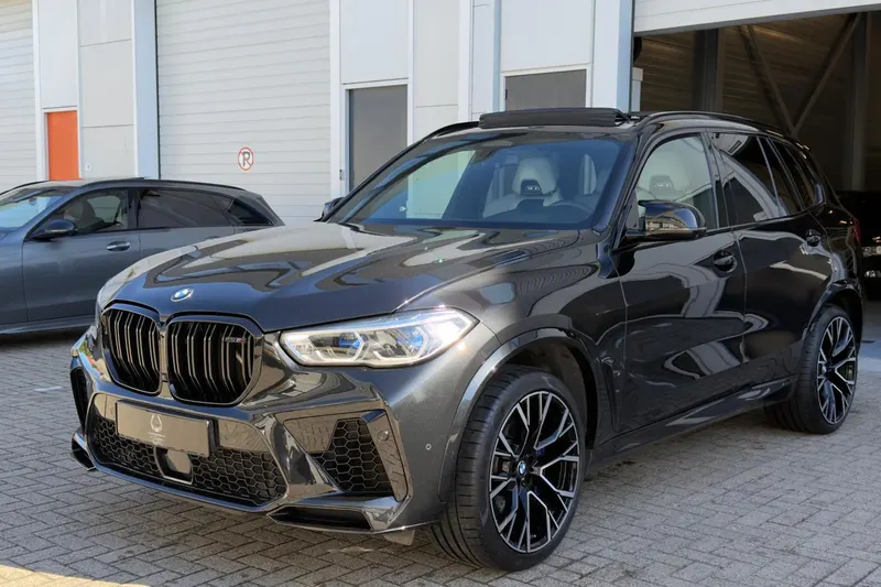 BMW X5 (2021)