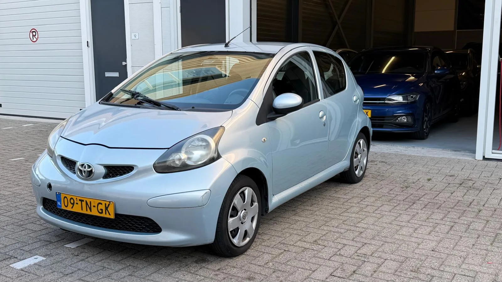 Toyota Aygo (2006) — foto 1