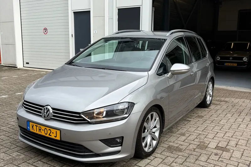 Volkswagen Golf Sportsvan (2015)