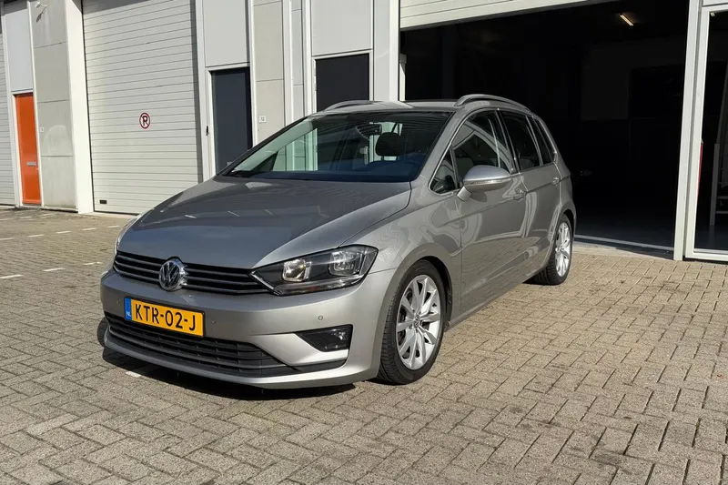 Volkswagen Golf Sportsvan (2015)