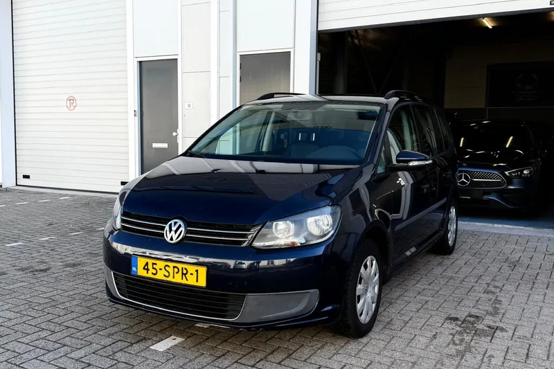 Volkswagen Touran (2011)