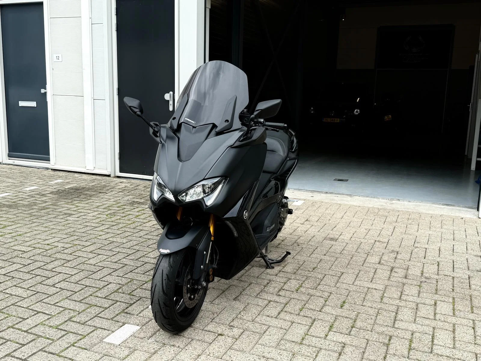 Yamaha Tmax 560 Tech MAX (2020) — foto 1