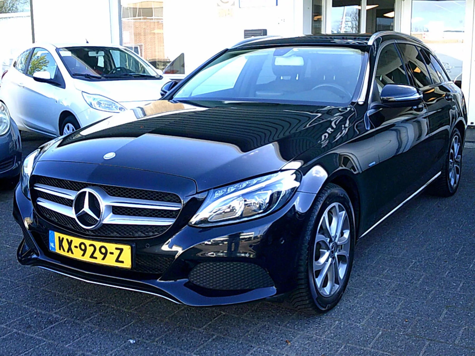 Mercedes-Benz C-Klasse (2016) — foto 1