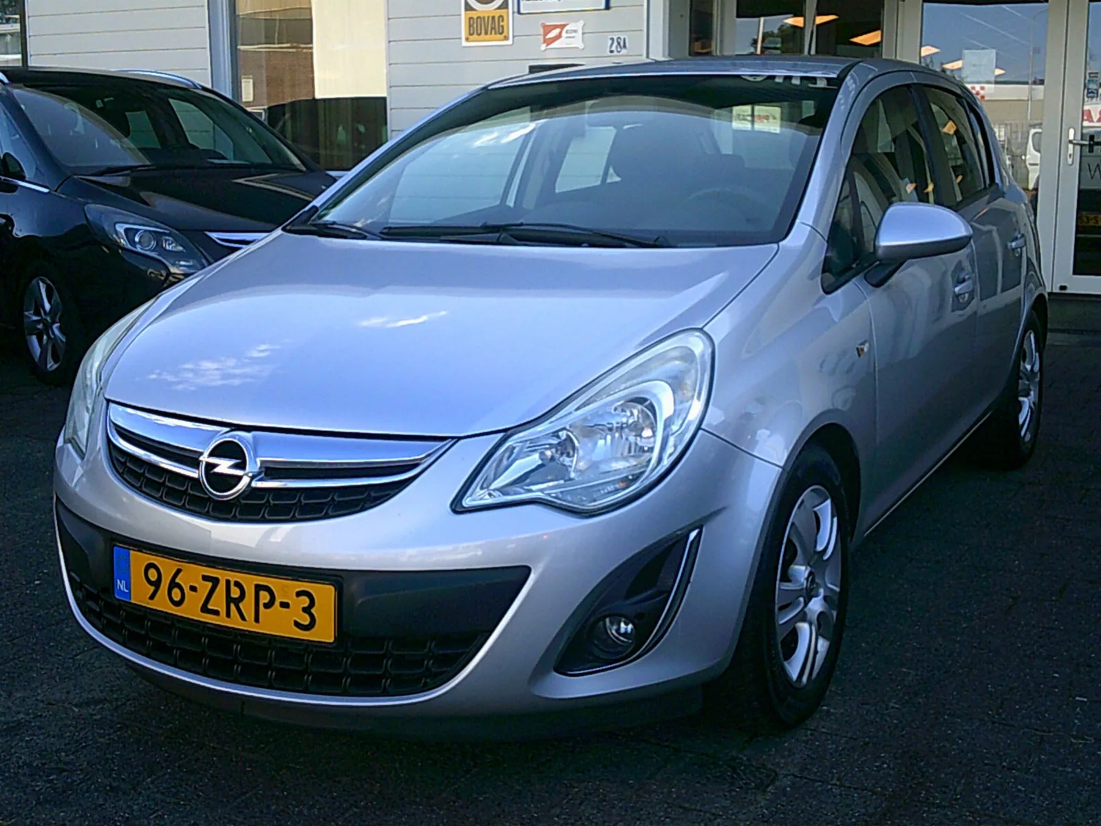 Opel Corsa (2011) — foto 1