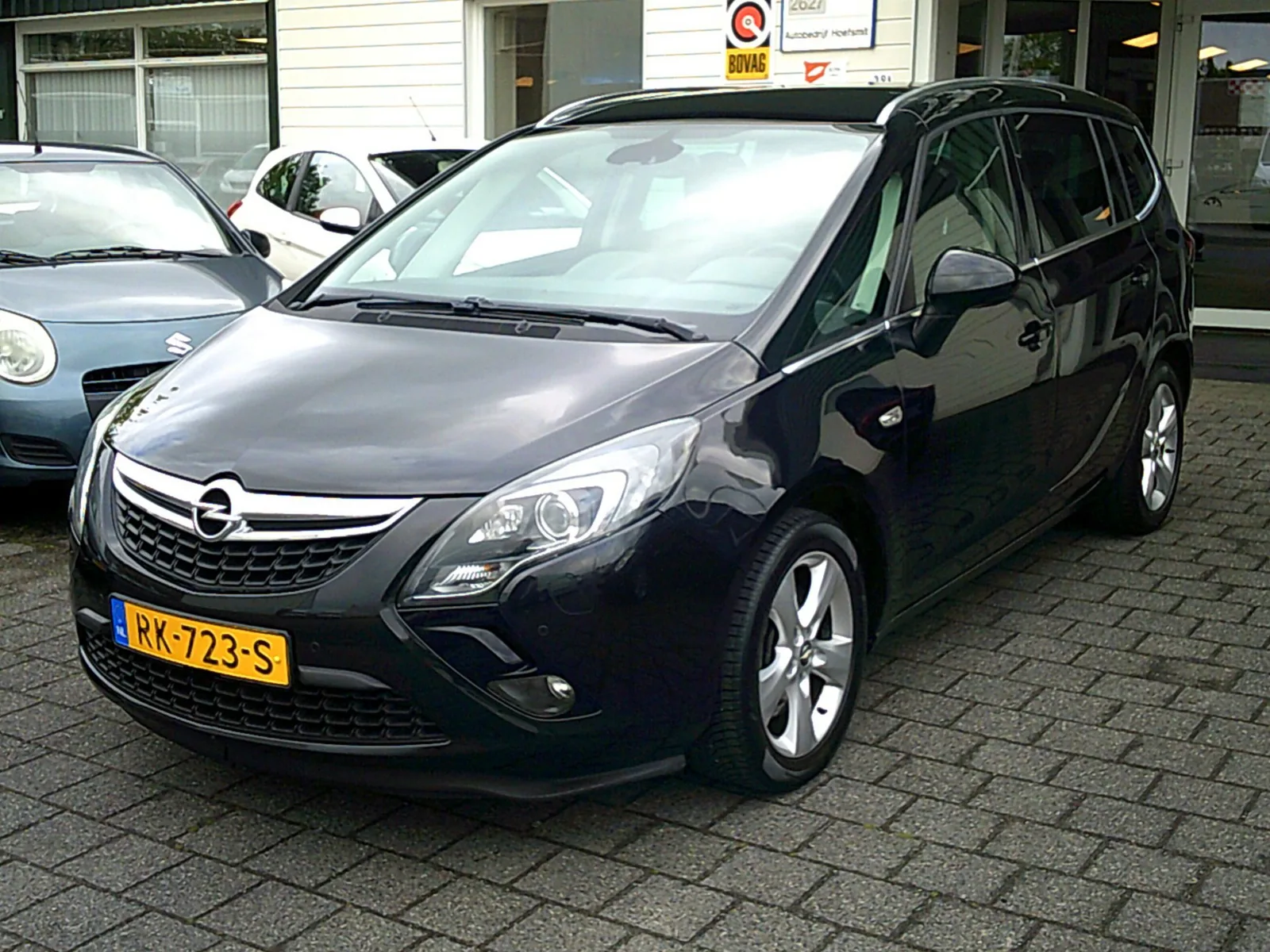 Opel Zafira Tourer (2013) — foto 1