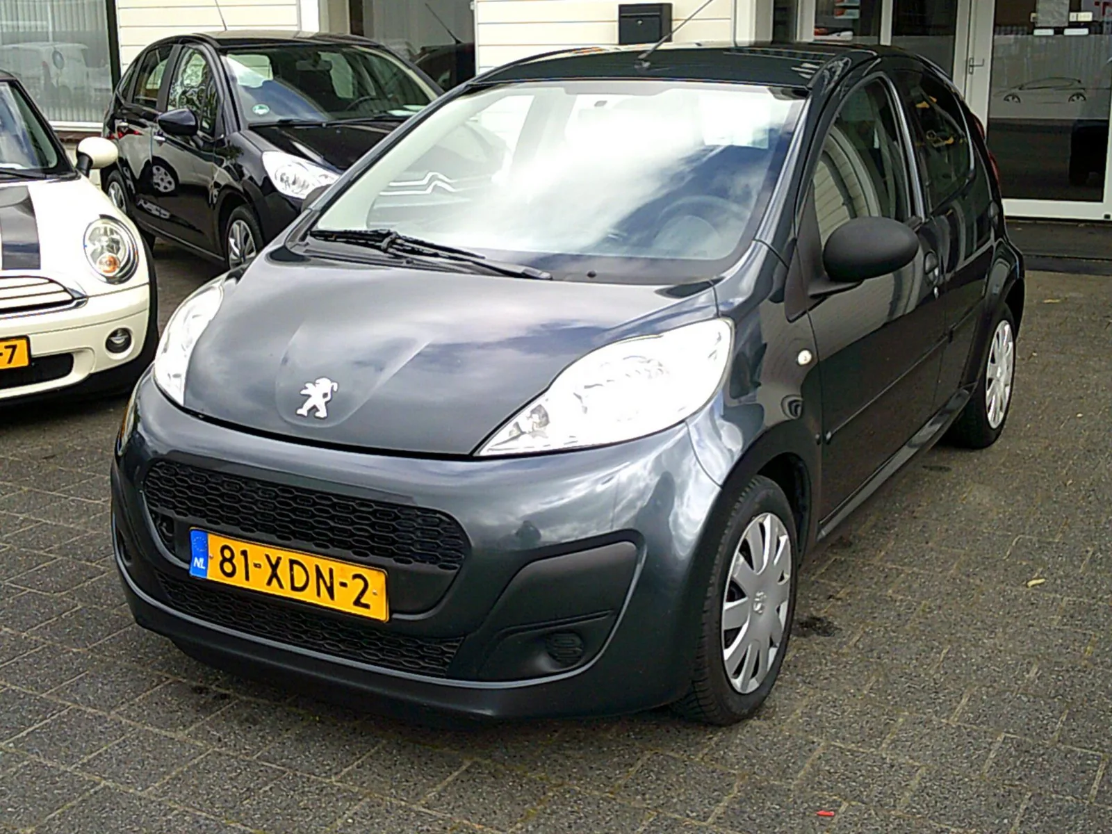 Peugeot 107 (2012) — foto 1
