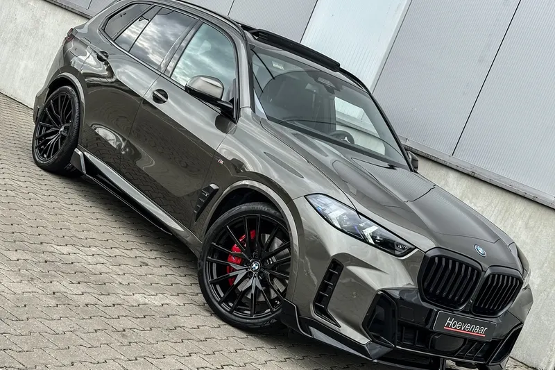 BMW X5 (2024)