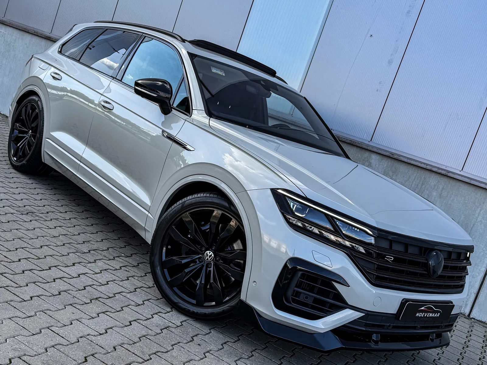 Volkswagen Touareg (2021) — foto 1