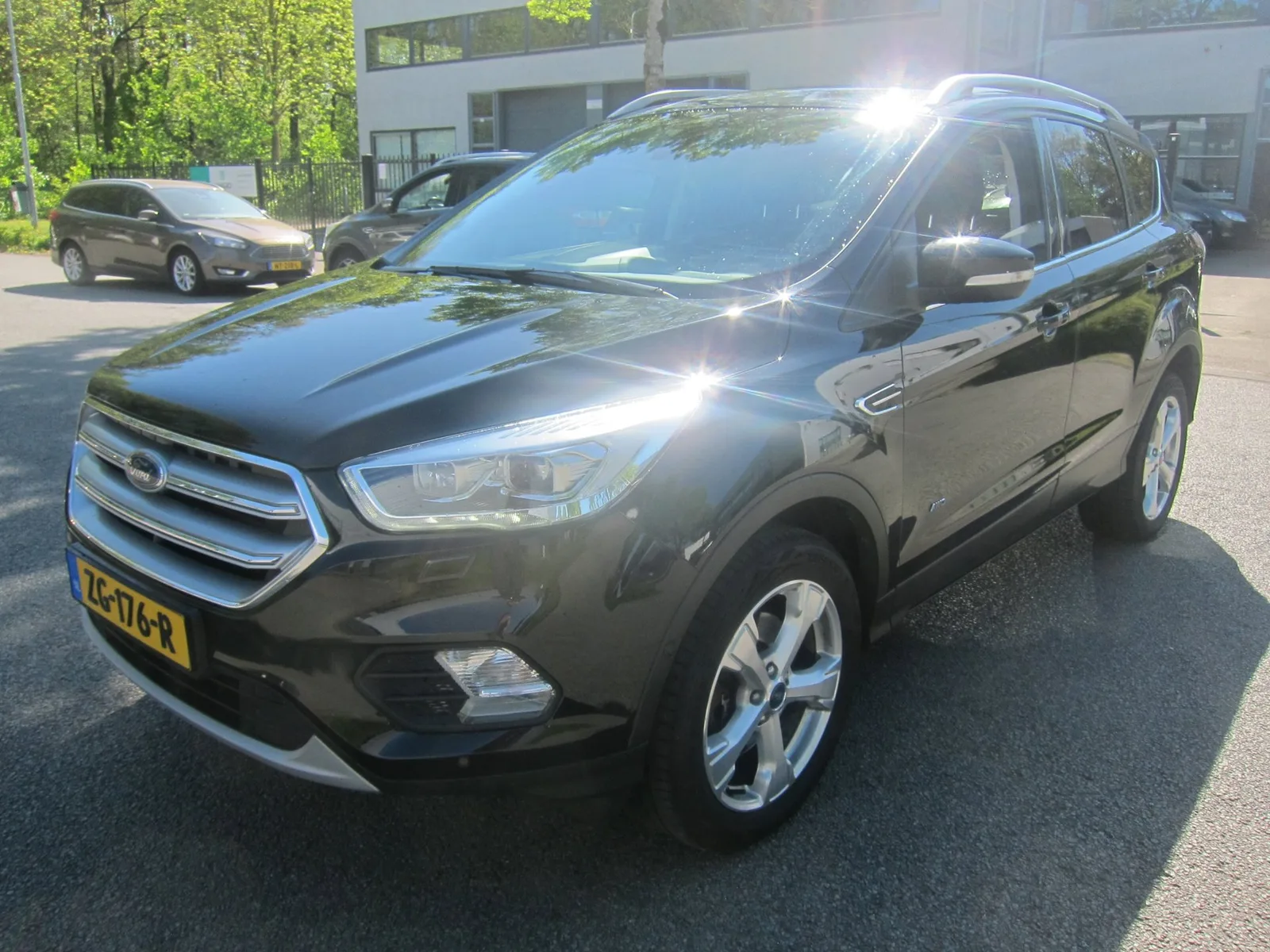 Ford Kuga (2017) — foto 1